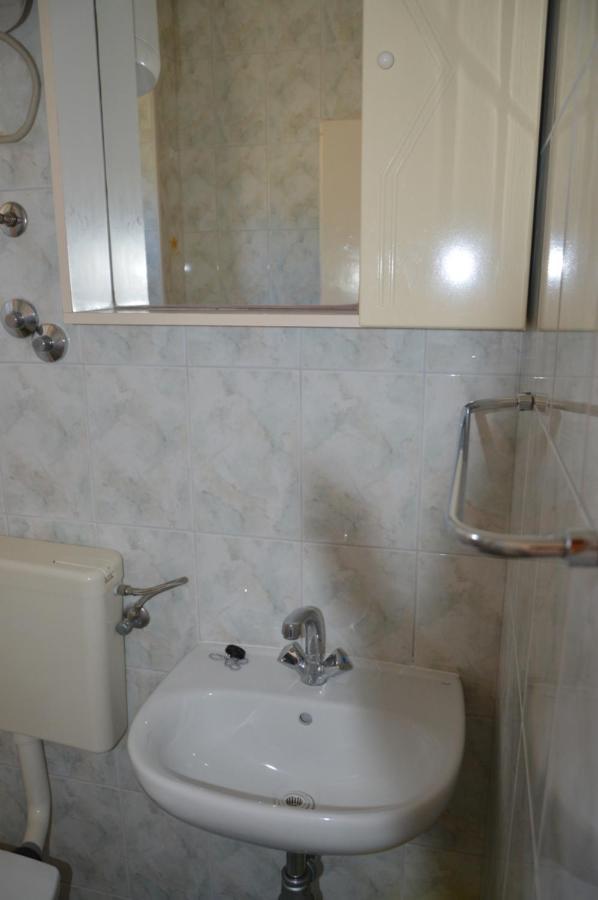 Apartman Mare Дрвеник Экстерьер фото
